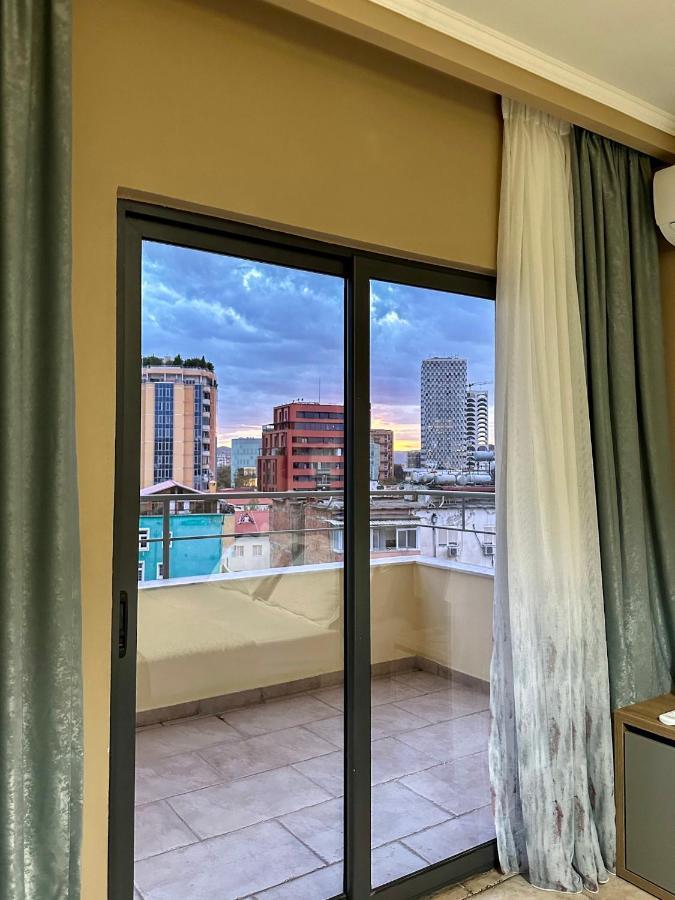 Amos City Center Apartment Tirana Exterior foto